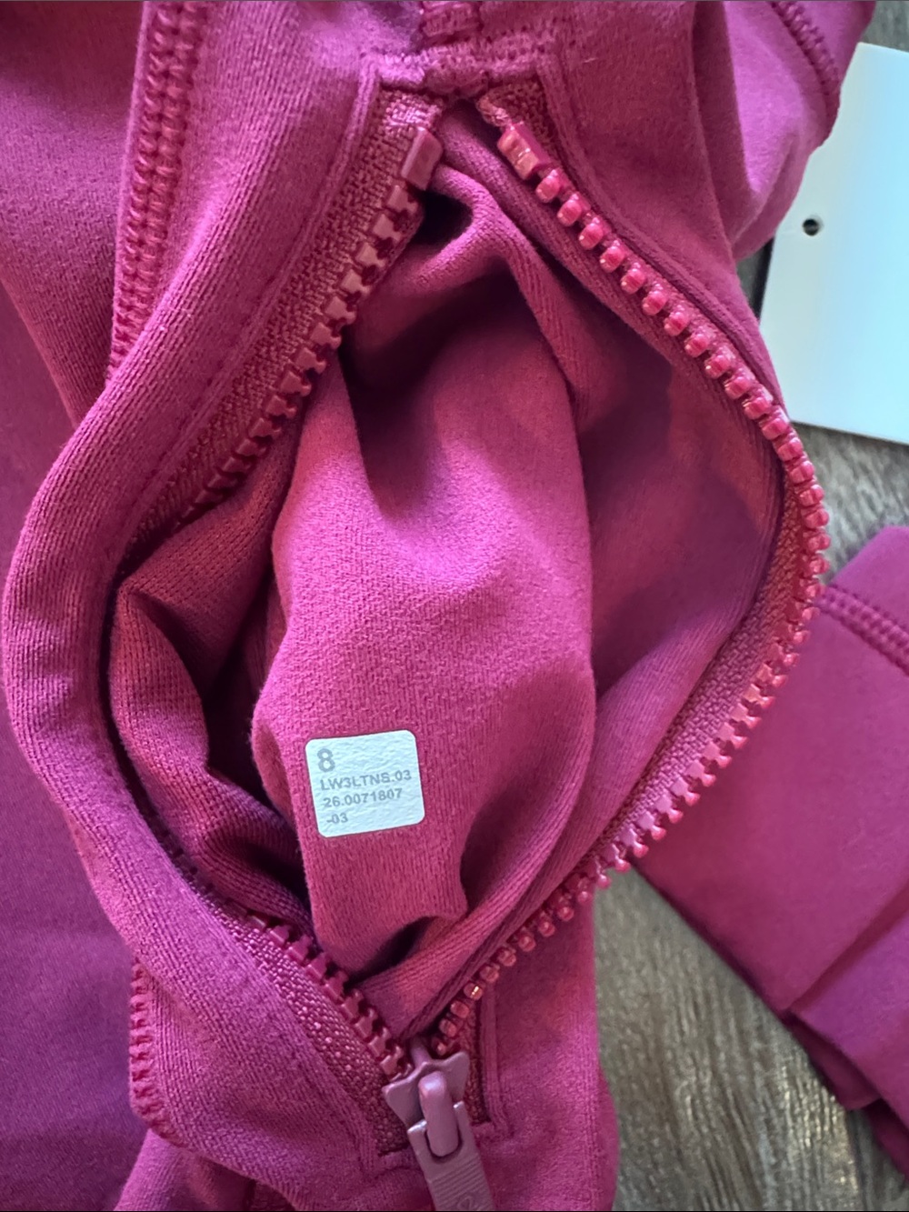 Lululemon Define Cropped Jacket Nulu Raspberry Rave Size 8 NWT - Picture 6 of 9